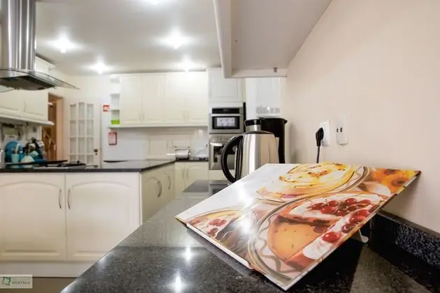 Ortak Ranzalı Oda, Ortak Banyo (21 Beds)