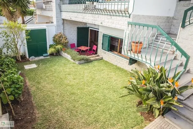 Ortak Ranzalı Oda, Ortak Banyo (21 Beds)