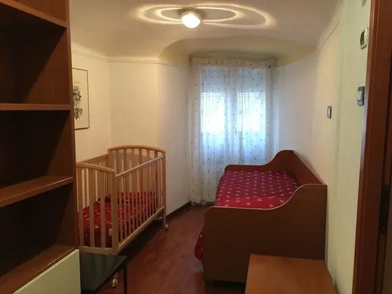 Üç Kişilik Oda