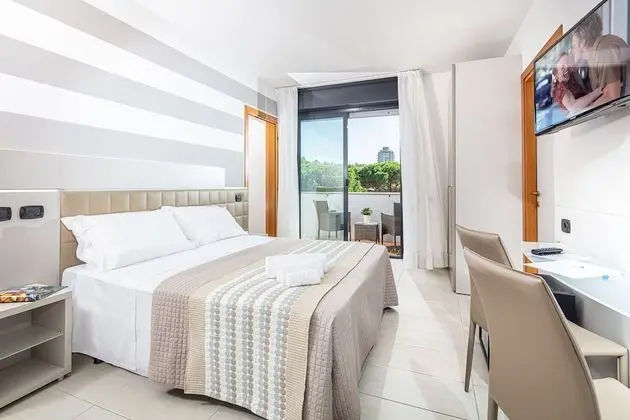Superior Üç Kişilik Oda, Balkon