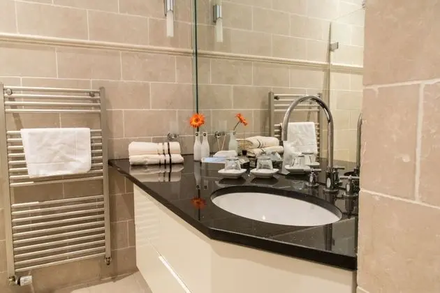 Apart Daire, Banyolu/Duşlu (Grand Suite)