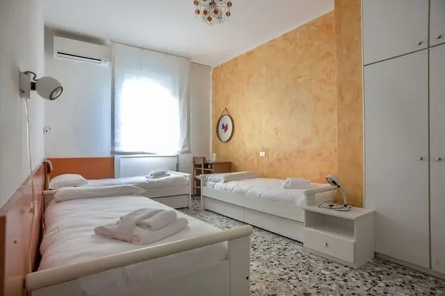 Classic Apart Daire, 3 Yatak Odası, Mutfak, Denize Sıfır
