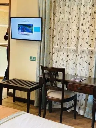 Standard Tek Büyük Yataklı Oda