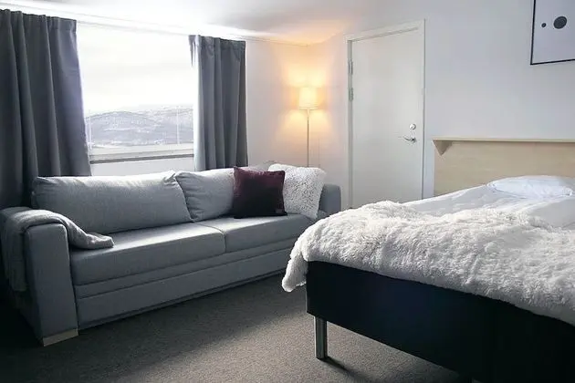 Standard Dört Kişilik Oda