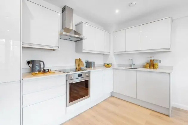 2 bedroom, 2 bathroom