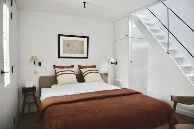 Comfort Tek Büyük Yataklı Oda