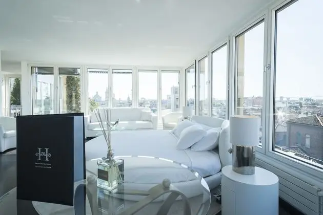 Çatı Katı Süiti (Penthouse)
