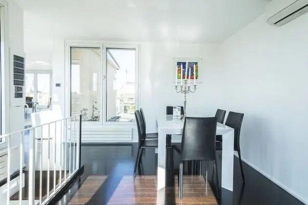Çatı Katı Süiti (Penthouse)