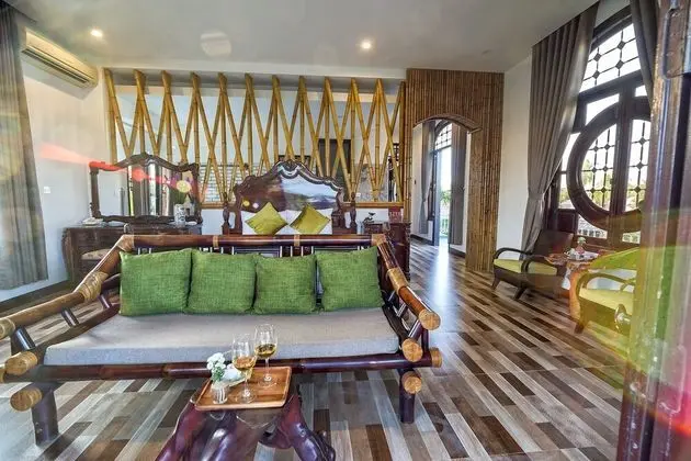 Grand Süit, Nehir Manzaralı