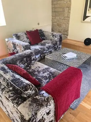 Exclusive Tek Büyük Yataklı Oda