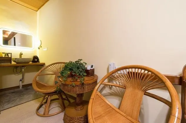 Traditional Tek Büyük Yataklı Oda