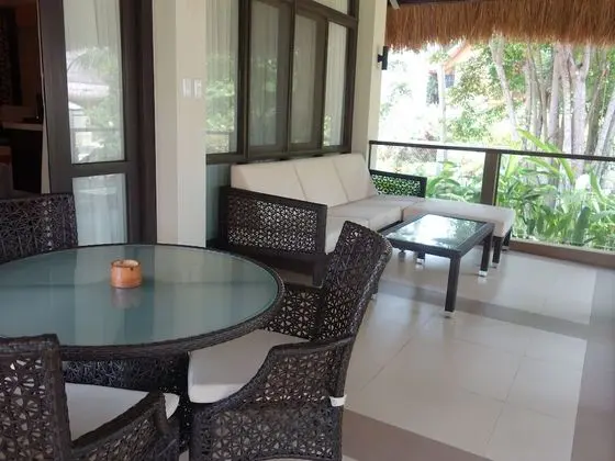 Pool Villa (1 king bed or 2 single beds)