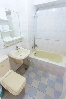 Comfort Dört Kişilik Oda, 2 Çift Kişilik Yatak, Sigara İçilmez, Avlu Manzaralı