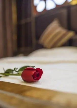 Classic Tek Büyük Yataklı Oda