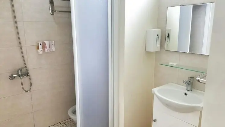 Tek Büyük Yataklı Oda