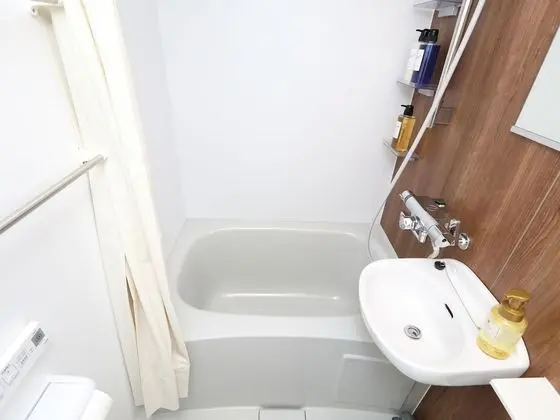 Tek Kişilik Oda, Sigara İçilmez (Phiten)