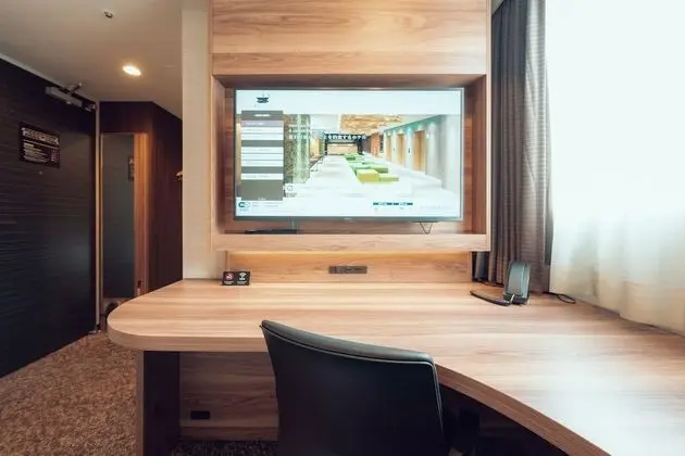 Tek Büyük Yataklı Oda, Sigara İçilmez