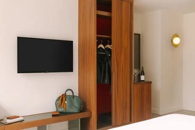 Superior Oda, Balkon, Şehir Manzaralı