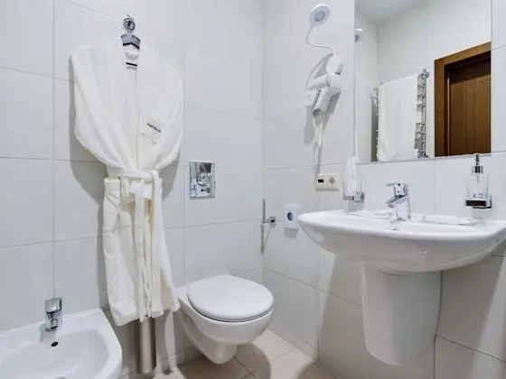 Standard Tek Büyük veya İki Ayrı Yataklı Oda