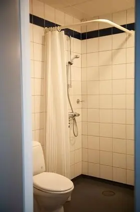 Basic Tek Büyük Yataklı Oda