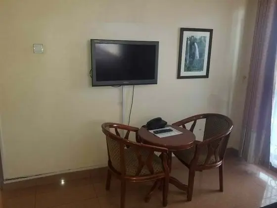 Tek Büyük Yataklı Oda