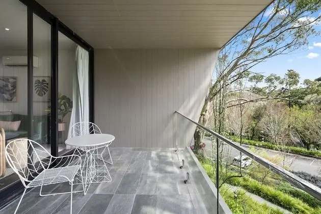 Villa (Escape)