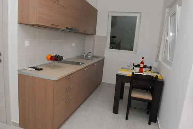 Basic Apart Daire, Teras, Deniz Manzaralı