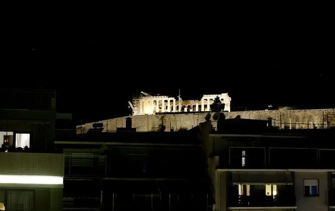 Junior Süit (Acropolis View)