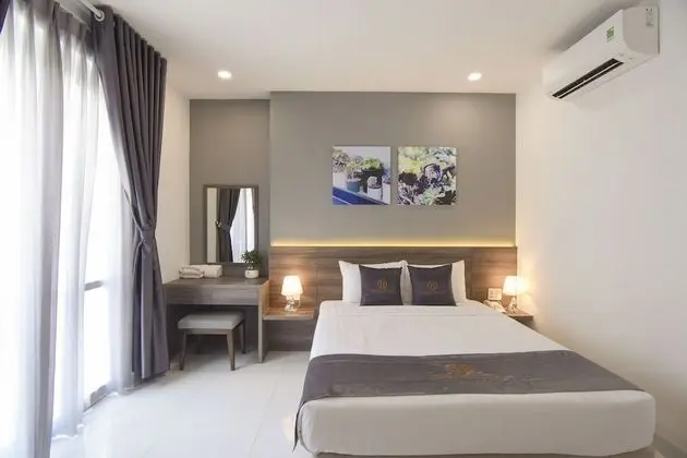 Deluxe Tek Büyük Yataklı Oda