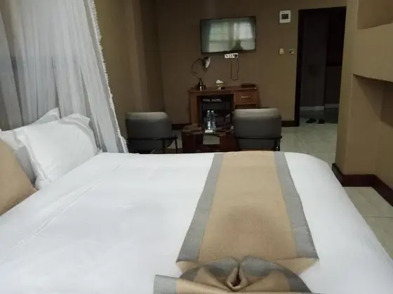 Deluxe Tek Büyük Yataklı Oda