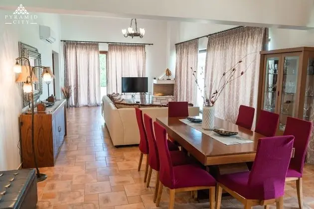 Villa, Banyolu/Duşlu (Luxury Villa Hera)