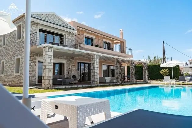 Villa, Banyolu/Duşlu (Luxury Villa Hera)