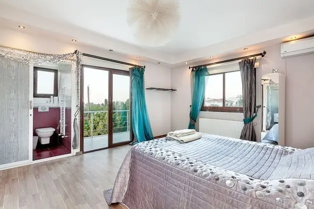 Executive Villa