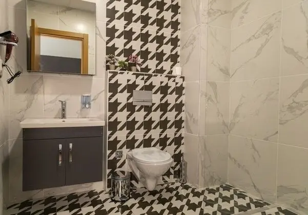 Deluxe Triple Suite