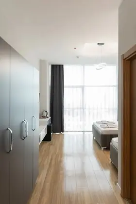 Deluxe Triple Suite