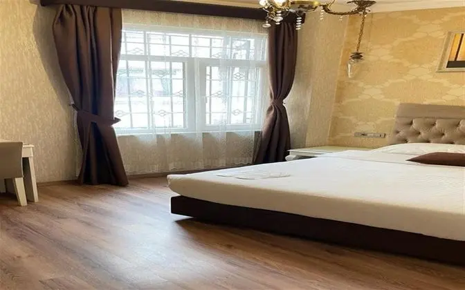Standart Oda, Simge Yapı Manzaralı