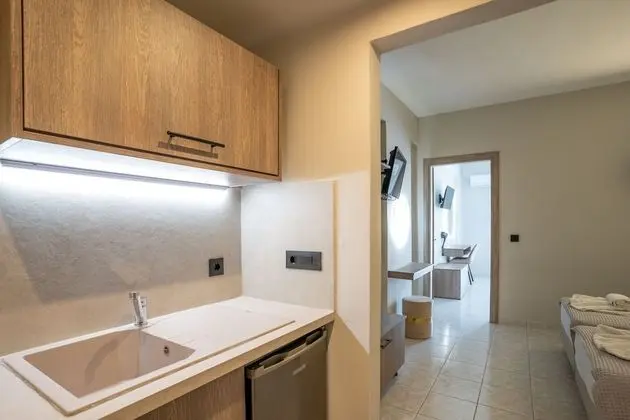 Apart Daire, 2 Yatak Odası, Havuz Manzaralı