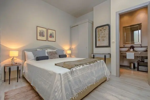 Luxury Apart Daire, Deniz Manzaralı