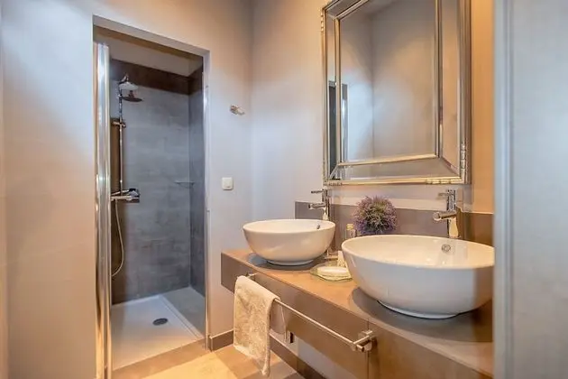 Luxury Apart Daire, Deniz Manzaralı