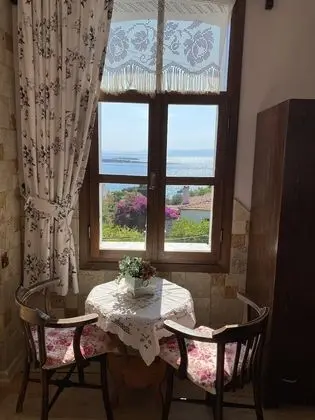 Deluxe Tek Büyük Yataklı Oda, Deniz Manzaralı