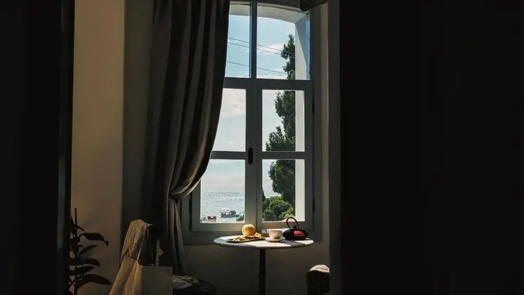 Deluxe Tek Büyük Yataklı Oda, Deniz Manzaralı