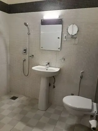 Stüdyo, Sigara İçilmez