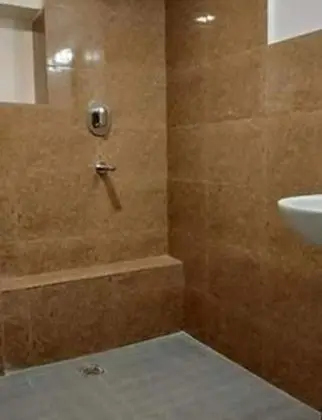 Deluxe Üç Kişilik Oda, Birden Çok Yatak, Avlu Manzaralı