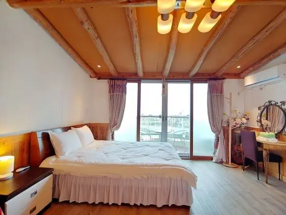 Tek Büyük Yataklı Oda, Okyanus Manzaralı (52 sqm.)