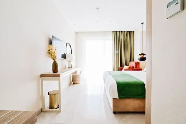 Superior Oda, Bahçe Manzaralı