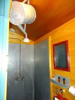 Kulübe, 1 Çift Kişilik Yatak