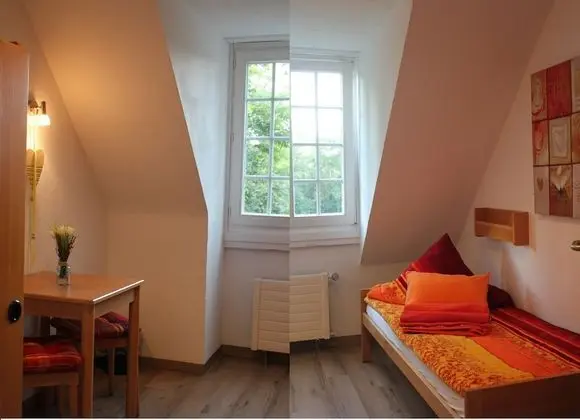 Tek Kişilik Oda, Ortak Banyo (Hauptgebäude, Zimmer Nr. 10)