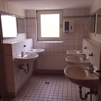 Tek Kişilik Oda, Ortak Banyo (Hauptgebäude, Zimmer Nr. 10)