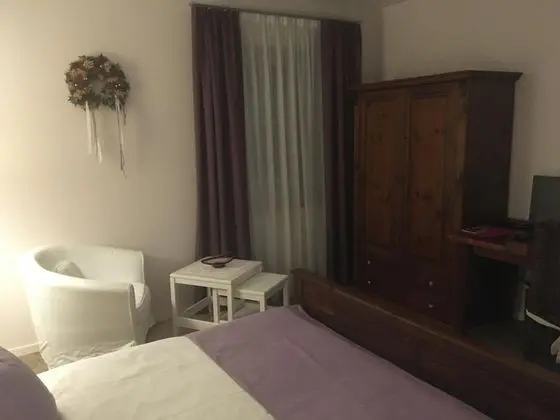 Classic Tek Büyük Yataklı Oda, 1 En Büyük (King) Boy Yatak, Sigara İçilmez, Bahçe Manzaralı