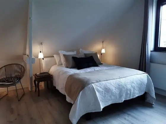 Comfort Tek Büyük Yataklı Oda